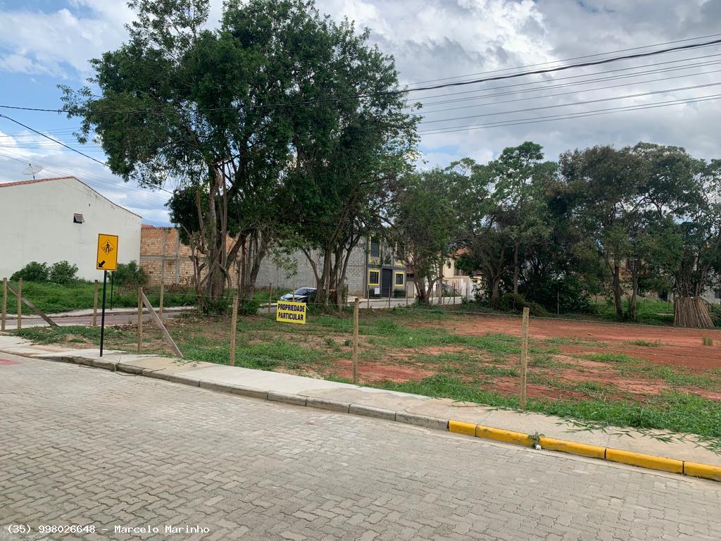 Terreno à venda, 923m² - Foto 1